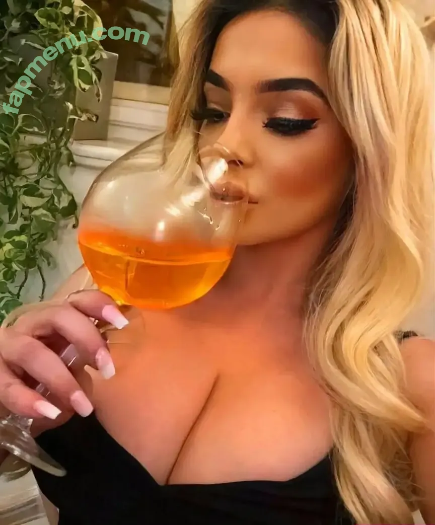 Zoe Leanne Cooper nude photo #0146 (exotickissx / zoelcoops)