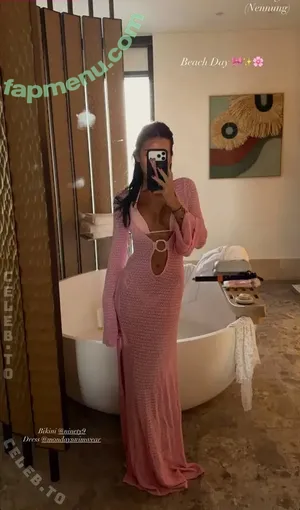 Zoe Liss / lil.liss / zoeliss / zoeliss6064 / zoeliss_ nude photo #0298