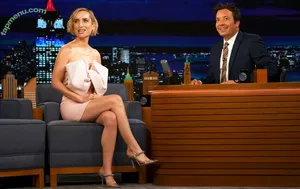 Zoe Lister Jones / zoelisterjones nude photo #0061