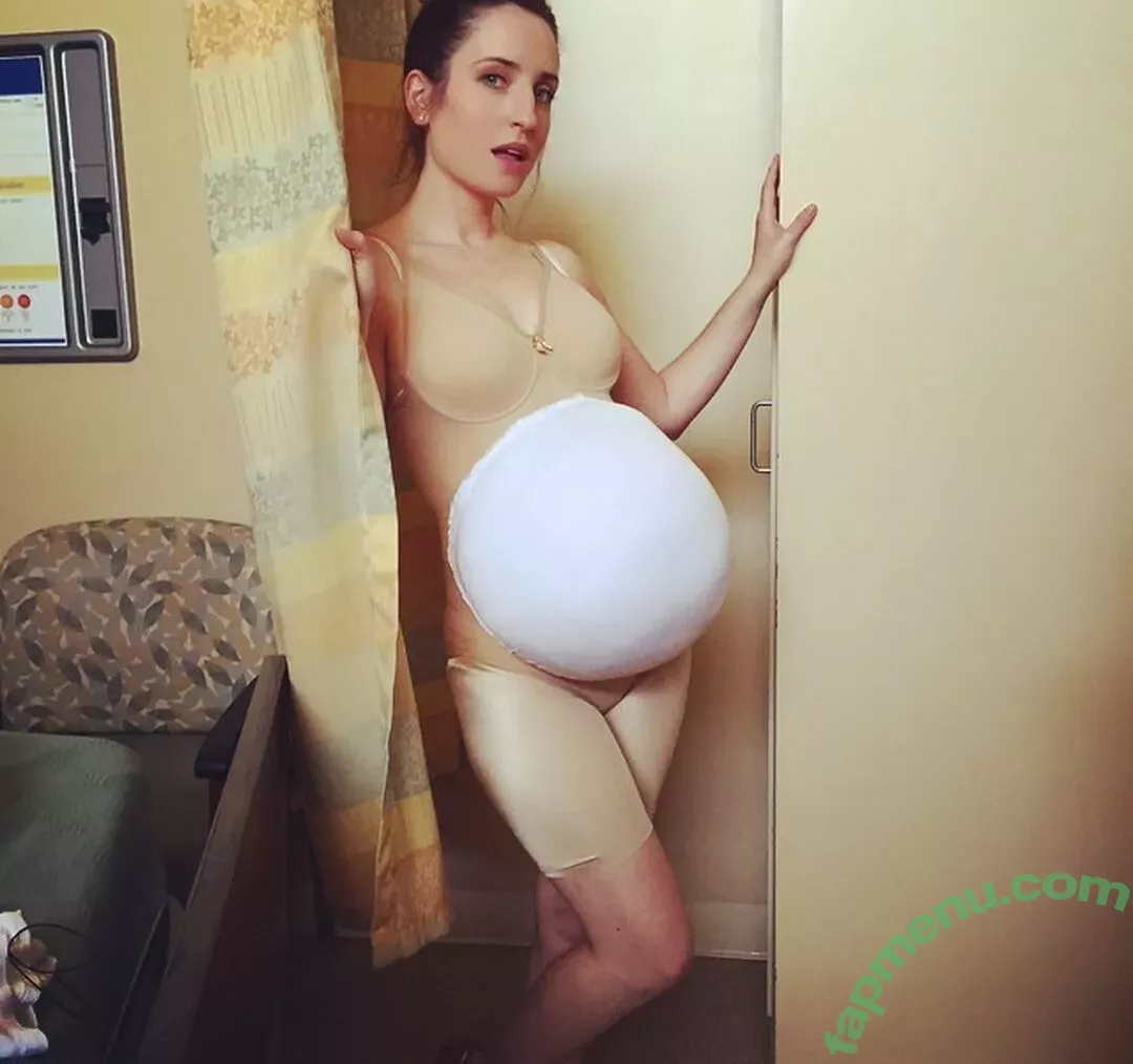 Zoe Lister Jones nude photo #0024 (zoelisterjones)