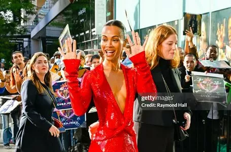 Zoe Saldana / zoesaldana nude photo #0620