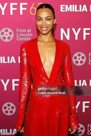 Zoe Saldana / zoesaldana nude photo #0630