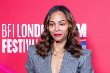 Zoe Saldana / zoesaldana nude photo #0661