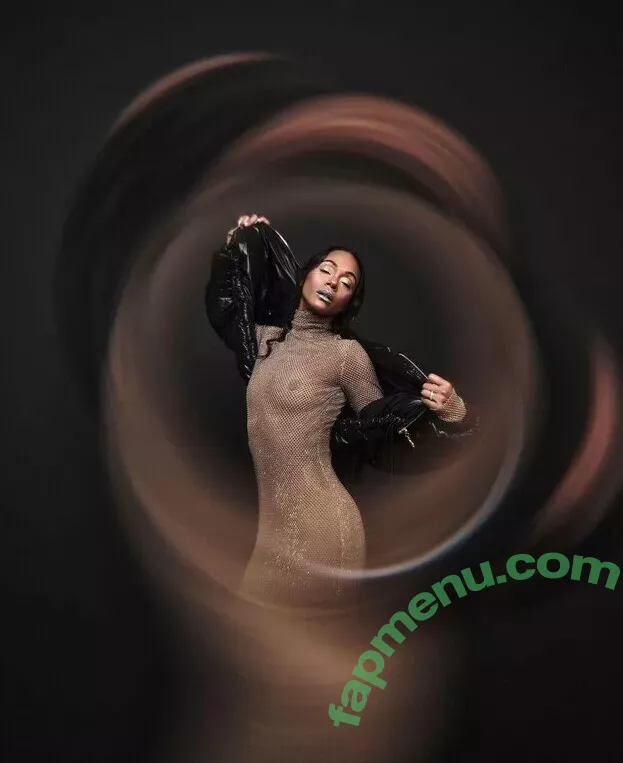 Zoe Saldana nude photo #0567 (zoesaldana)