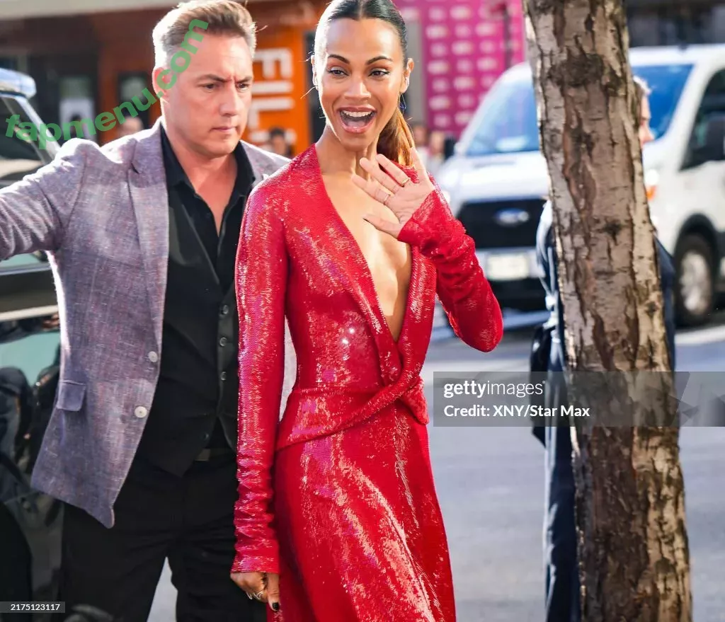 Zoe Saldana nude photo #0611 (zoesaldana)