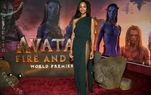 Zoe Saldana / zoesaldana nude photo #1084