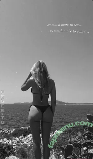 Zoe Schwedler / zoe.swdlr nude photo #0026