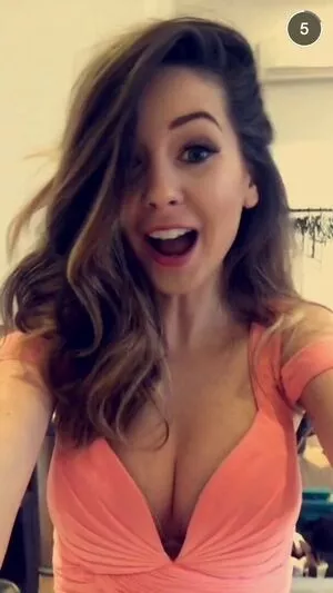 Zoë Sugg / zoesugg nude photo #0053