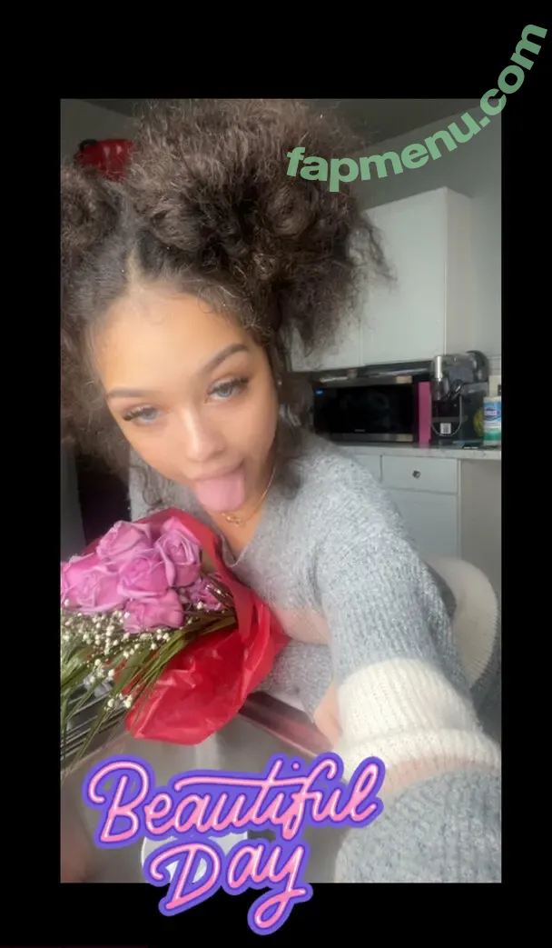zoebae7 nude photo #0007 (zoebaemodel)