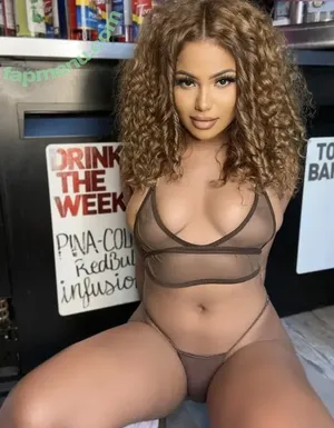 Zoebarista / Tapzoesbyeoh / Zoe_barista / zoe.barista nude photo #0050