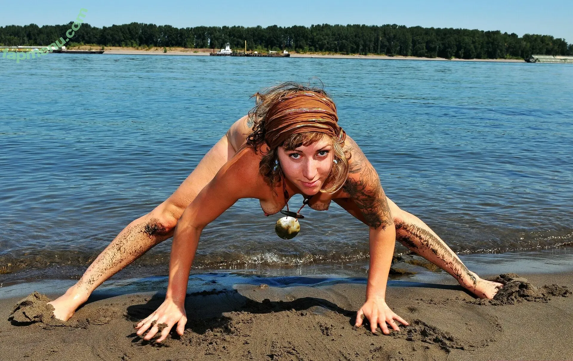 zoebytheriver nude photo #0052 (zoebytheriver)