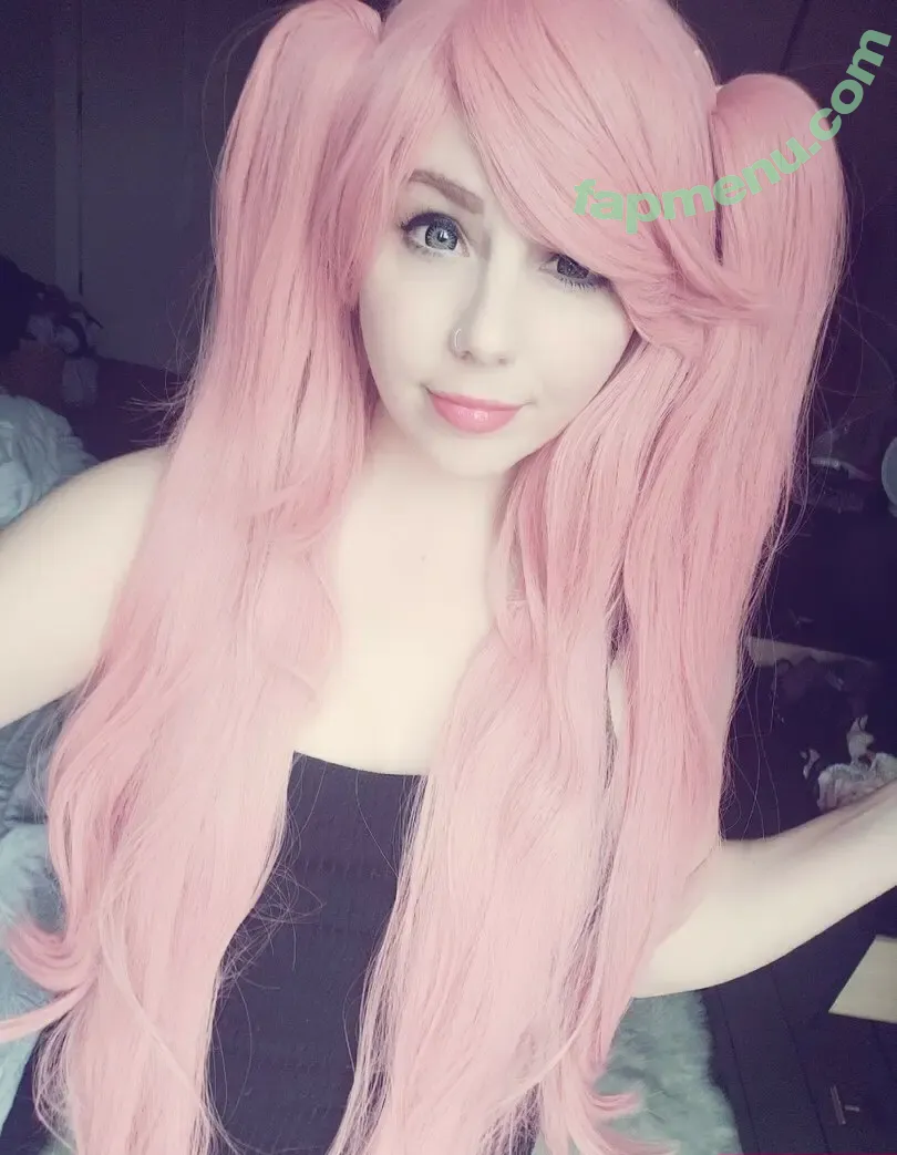 ZoeCatfu nude photo #0111 (Catfu / ThatsCat / zoecat)