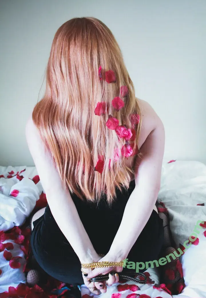 ZoeCatfu nude photo #0128 (Catfu / ThatsCat / zoecat)