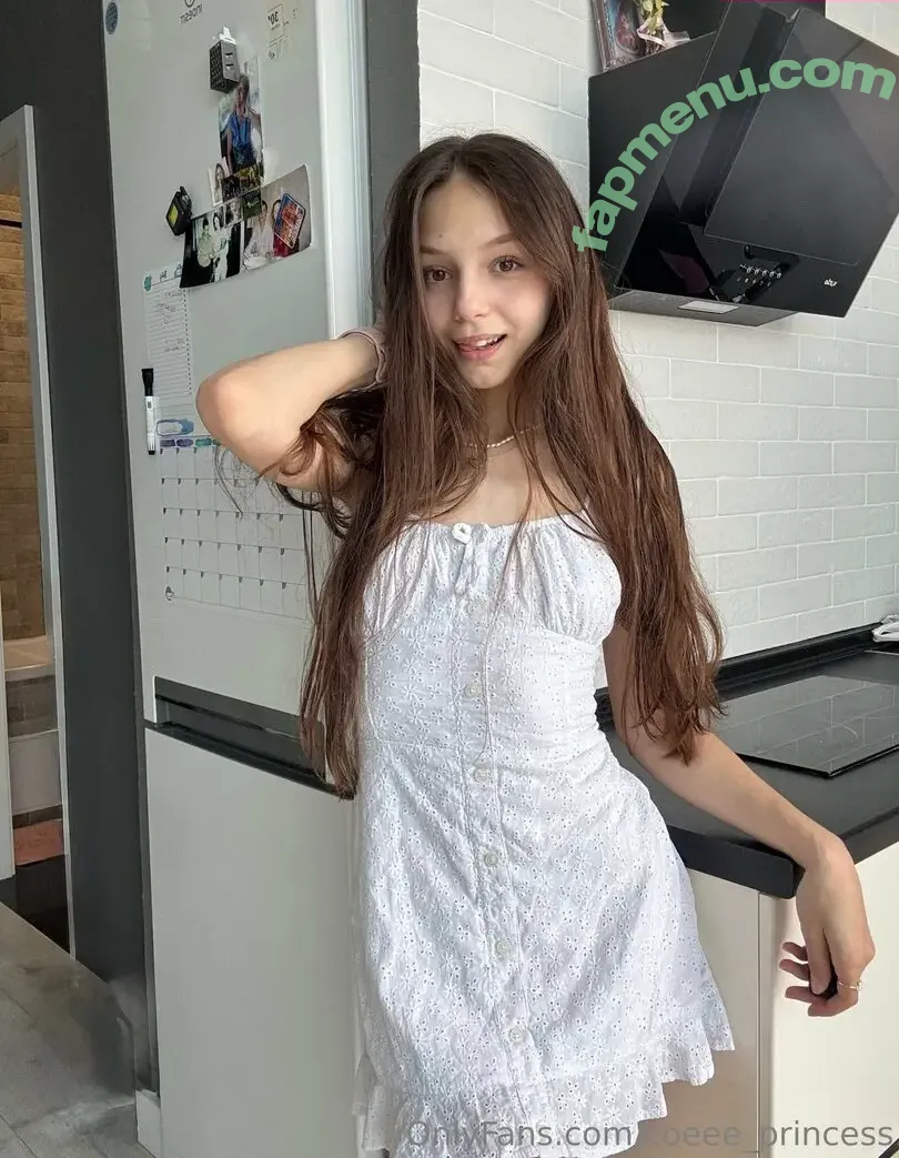 zoeee_princess nude photo #0024 (zoee_princesss)