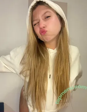 zoeeegrace / zoee.grace nude photo #0008