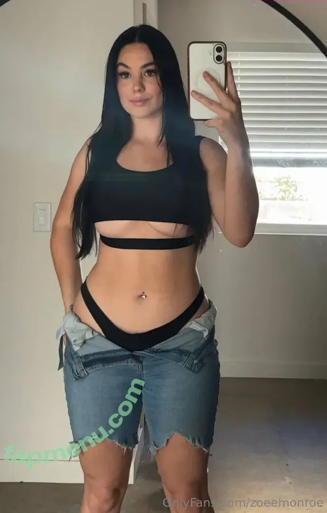 Zoeemonroe nude photo #0025 (elementalmamaaa)