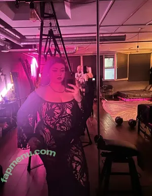 zoejxsmine / zoejxs_ nude photo #0021