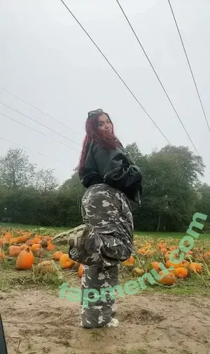 zoejxsmine / zoejxs_ nude photo #0024