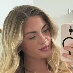 zoeneli / zoenelis nude photo #0011