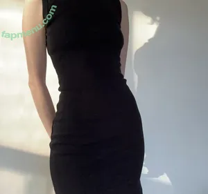 zoeplzshutup / zoeloveshouses / zoeshutup nude photo #0071