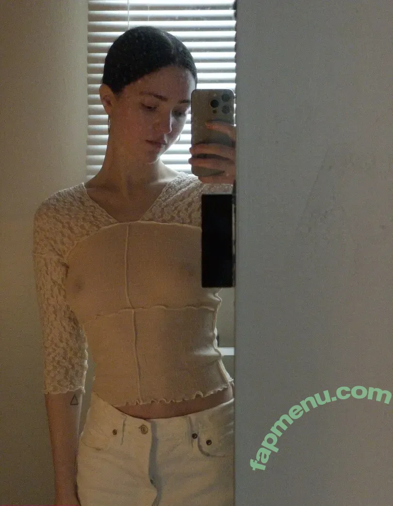 zoeplzshutup nude photo #0004 (zoeloveshouses / zoeshutup)