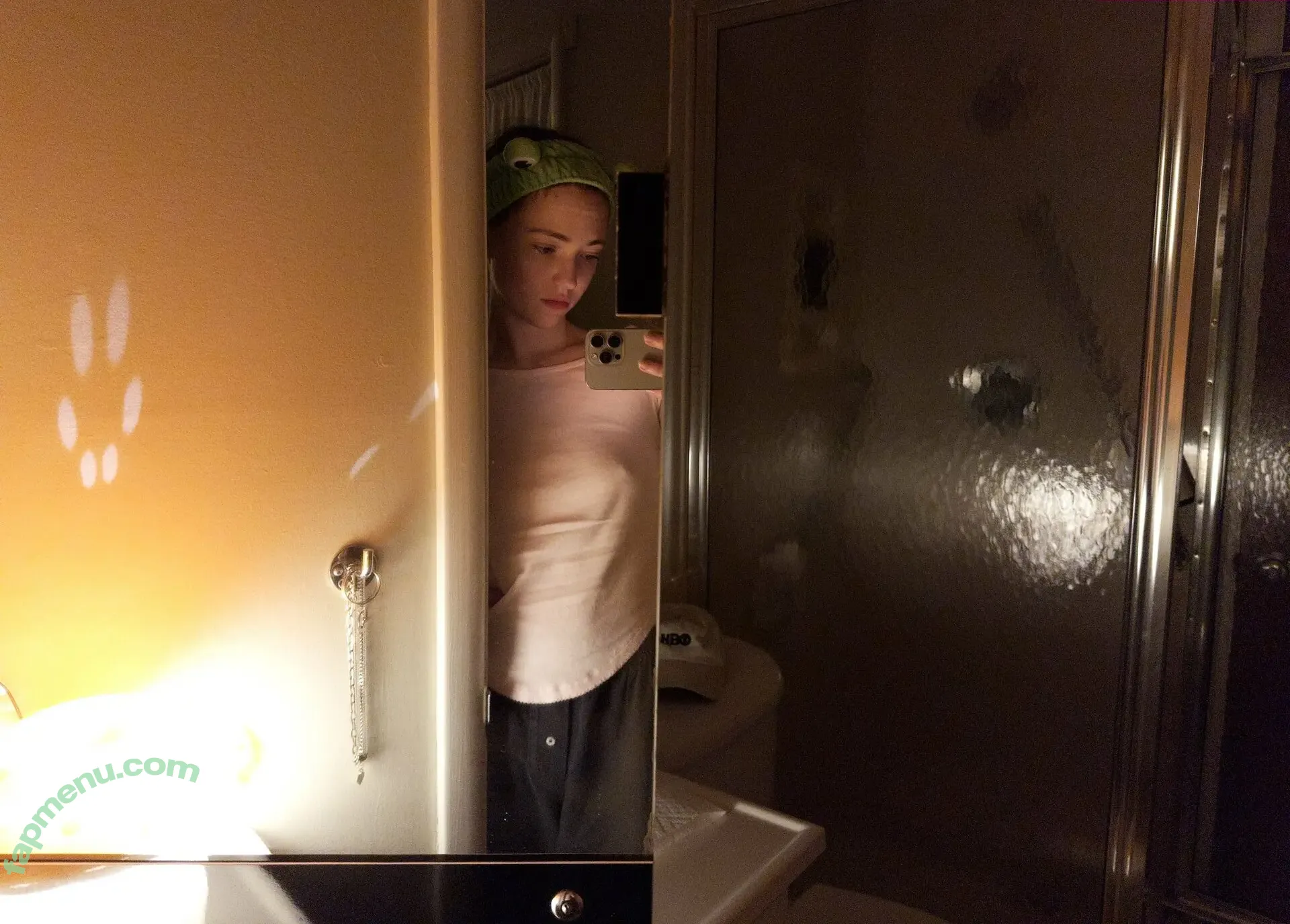 zoeplzshutup nude photo #0029 (zoeloveshouses / zoeshutup)