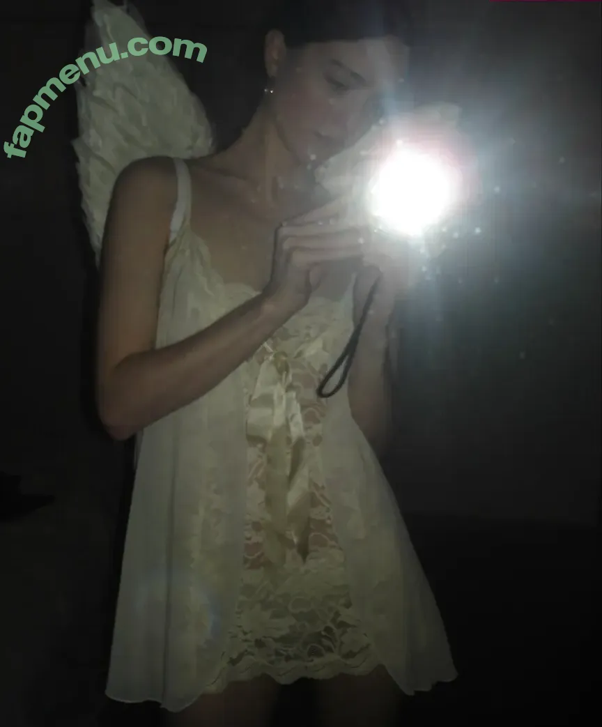 zoeplzshutup nude photo #0043 (zoeloveshouses / zoeshutup)