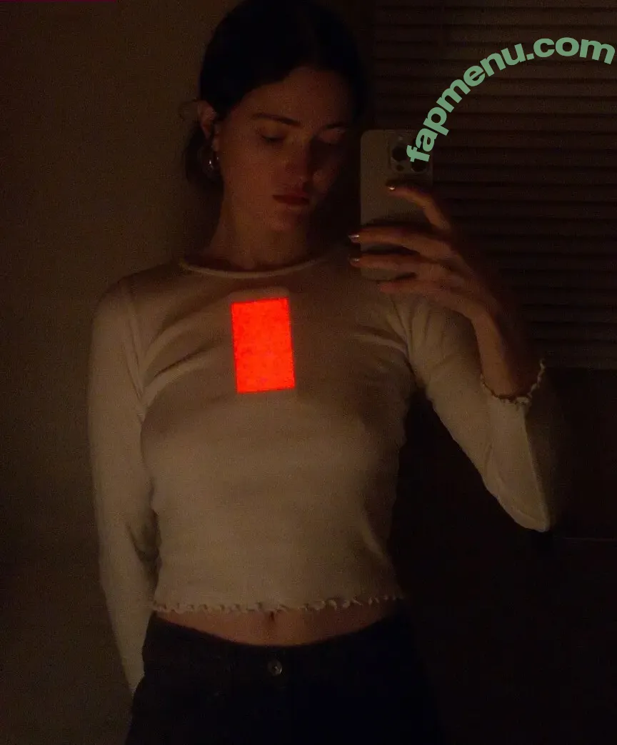 zoeplzshutup nude photo #0088 (zoeloveshouses / zoeshutup)