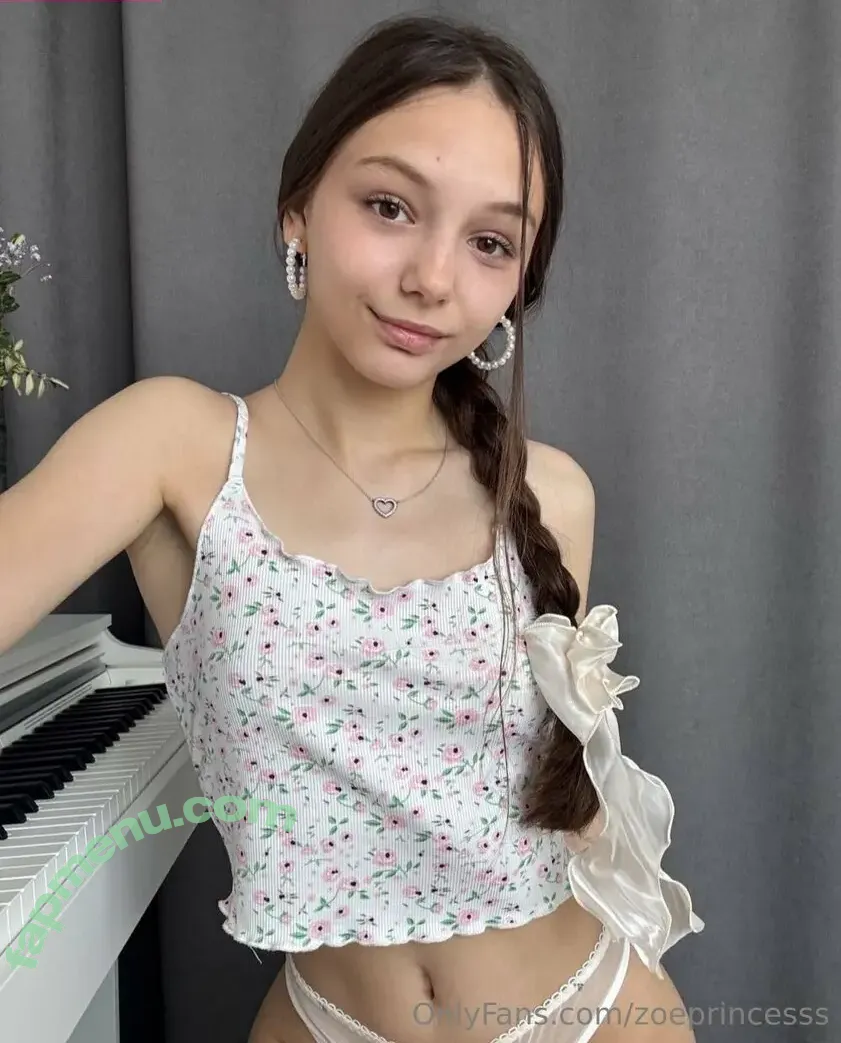 zoeprincesss nude photo #0029 (zoeee_princess / zoeprincessyoga)