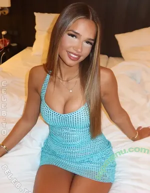 Zoesalg nude photo #0100