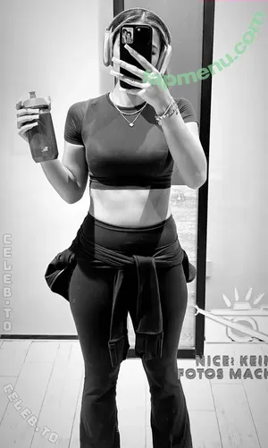 Zoesalg nude photo #0143