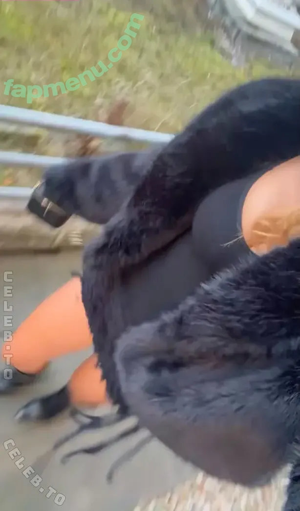 Zoesalg nude photo #0127 (Zoesalg)