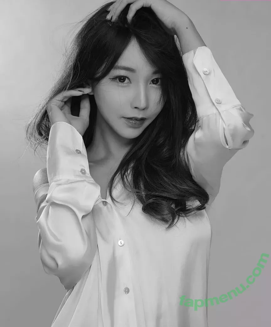 Zoeso nude photo #0119 (zoeso0930)