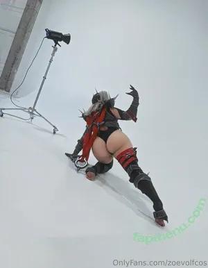 zoevolfcos / zoevolf nude photo #0061