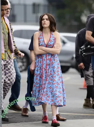 Zoey Deutch / zoeydeutch nude photo #0263