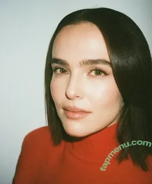 Zoey Deutch / zoeydeutch nude photo #0499