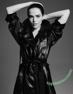 Zoey Deutch / zoeydeutch nude photo #0527