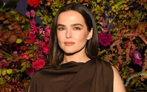 Zoey Deutch / zoeydeutch nude photo #0563