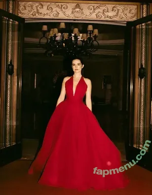 Zoey Deutch / zoeydeutch nude photo #0599