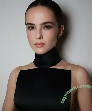 Zoey Deutch / zoeydeutch nude photo #0612