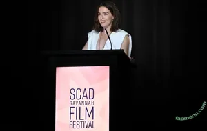 Zoey Deutch / zoeydeutch nude photo #0666