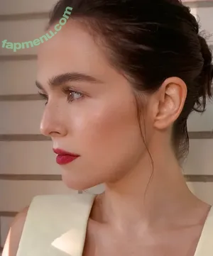 Zoey Deutch / zoeydeutch nude photo #0687