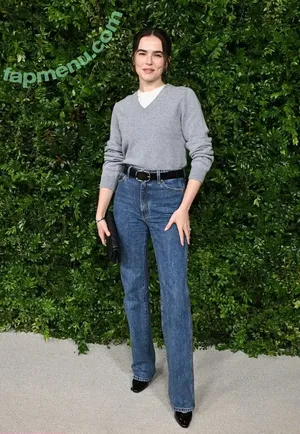 Zoey Deutch / zoeydeutch nude photo #0715