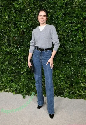 Zoey Deutch / zoeydeutch nude photo #0716