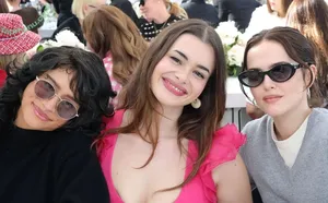 Zoey Deutch / zoeydeutch nude photo #0721