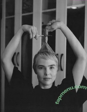 Zoey Deutch / zoeydeutch nude photo #0727