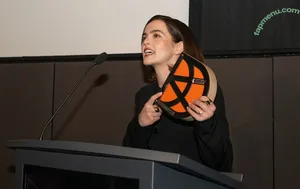 Zoey Deutch / zoeydeutch nude photo #0743