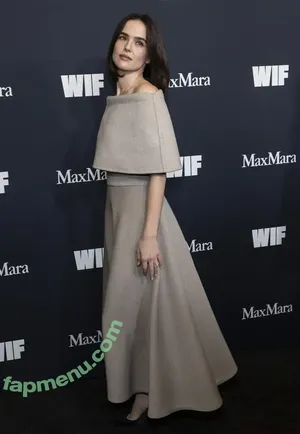 Zoey Deutch / zoeydeutch nude photo #0795