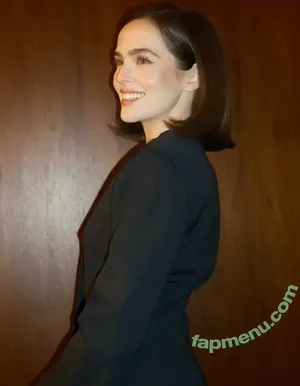 Zoey Deutch / zoeydeutch nude photo #0802