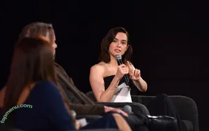 Zoey Deutch / zoeydeutch nude photo #0876